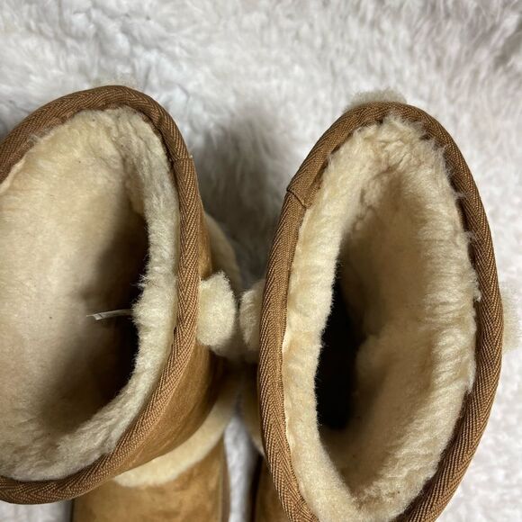 UGG chestnut leather suede with fur accents and metal back plate size 8 - Picture 11 of 16